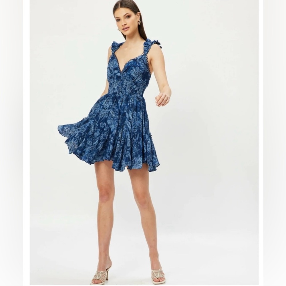 elliatt andros blue floral print sweetheart ruffle detail mini dress size small